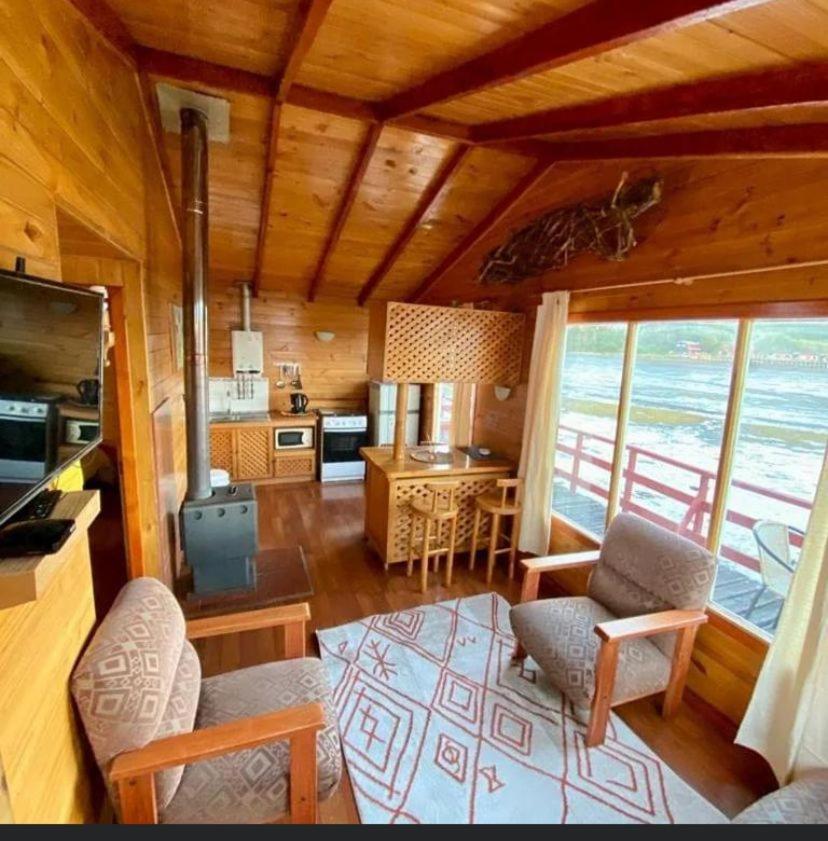 Cabanas Palafitos Dalmacia 카스트로 외부 사진