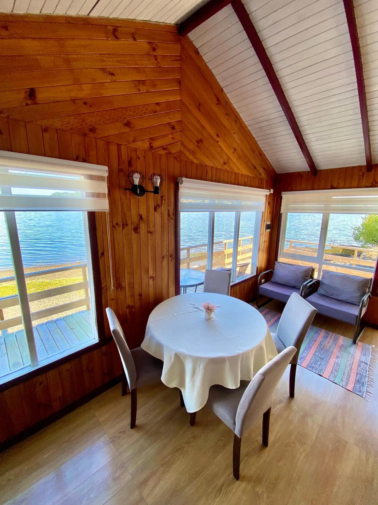 Cabanas Palafitos Dalmacia 카스트로 외부 사진
